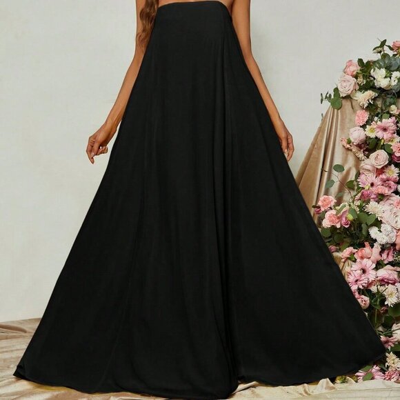 Black Elegant Women's Sophisticated Off-The-Shoulder A-Line Evening Gown - Picture 5 of 6
